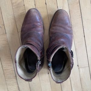 Frye Jayden Cross Strap Booties Brown Size 6